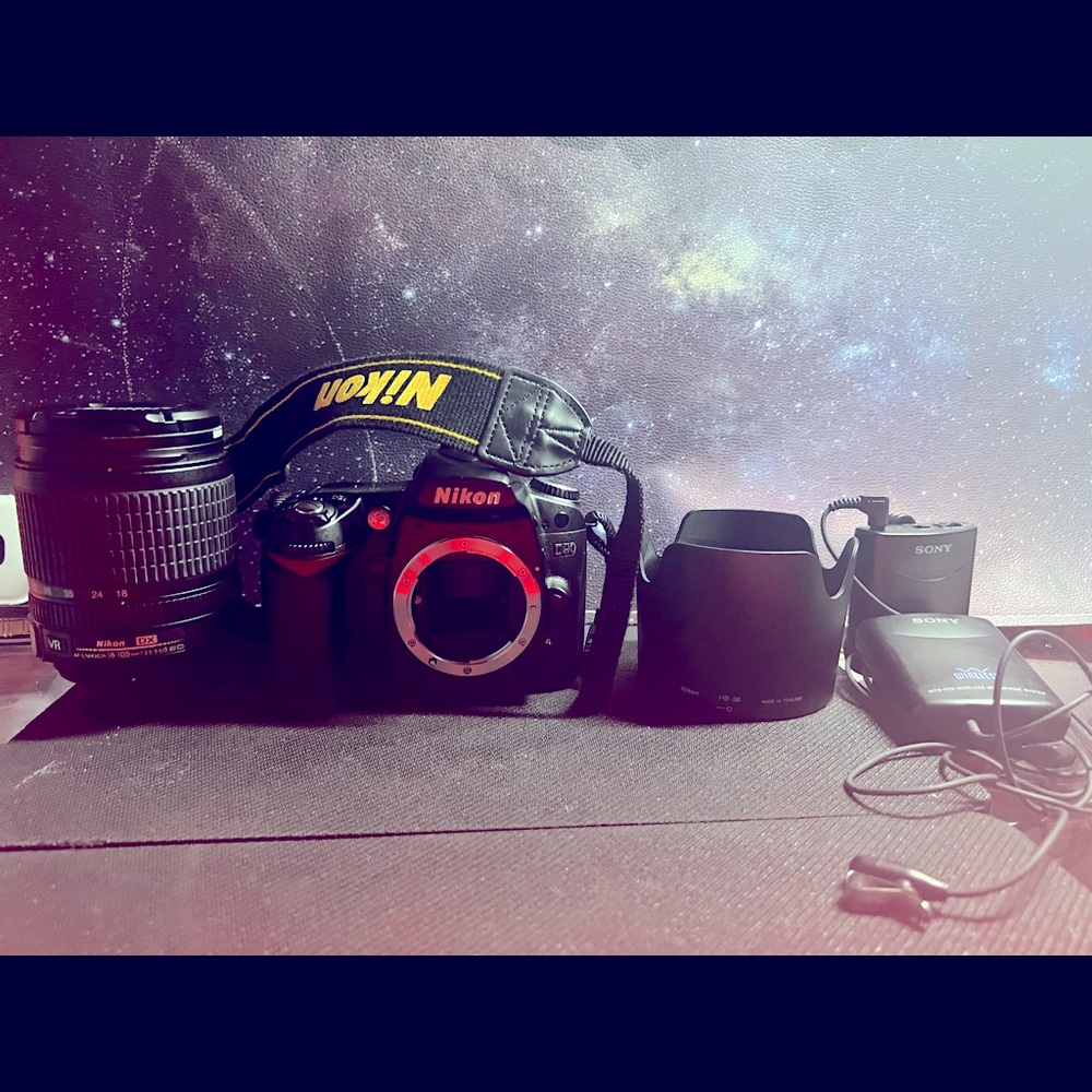 D90 Nikon DLSR Camera